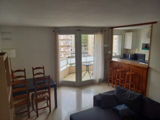  Appartement à louer 3 pièces 78 m²