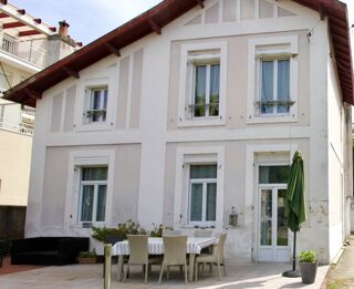  Immeuble � vendre 8 pi�ces 140 m�