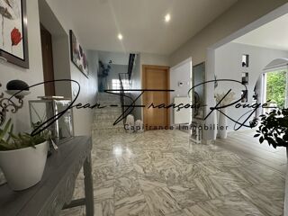  Maison � vendre 9 pi�ces 210 m�