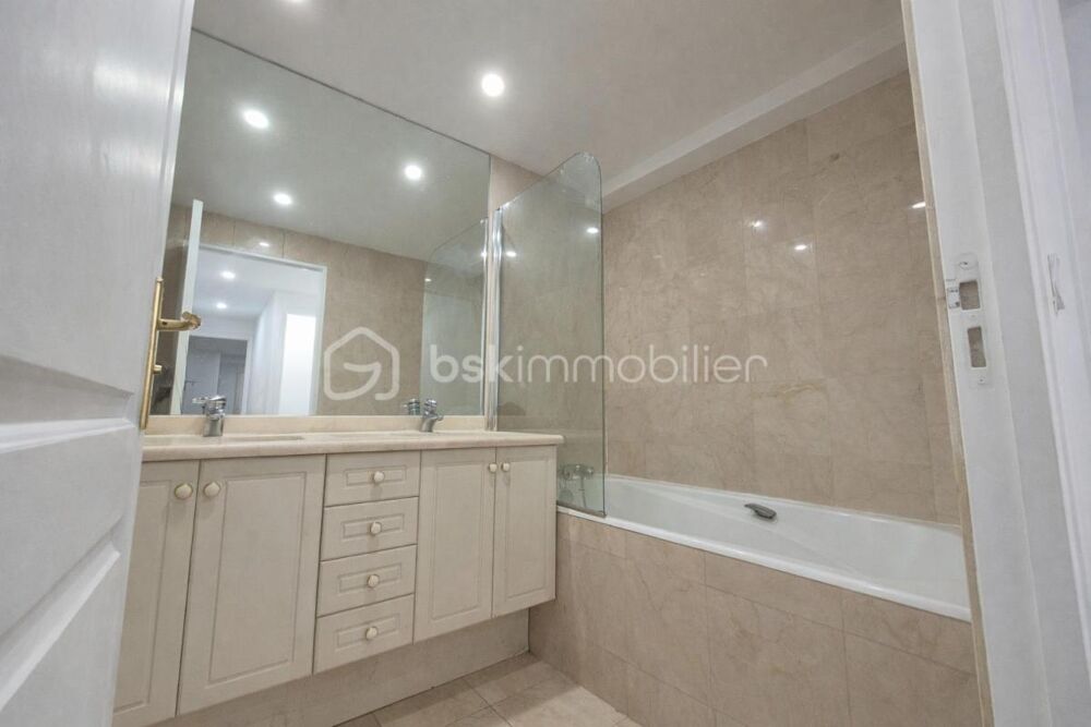 � vendre  Appartement Paris 16