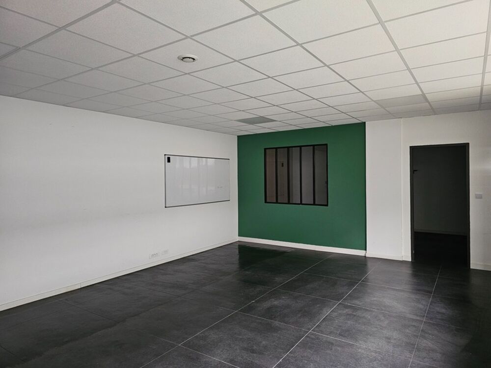   bureau de 70 m2 à vendre à vendre CERGY (95) Cergy