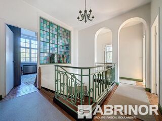  Maison à vendre 11 pièces 330 m²