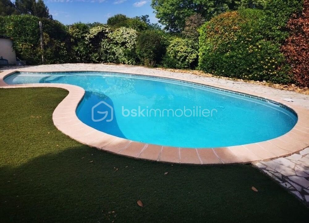 Vente Villa Villa T6 de 205 m² avec piscine Saint gely du fesc