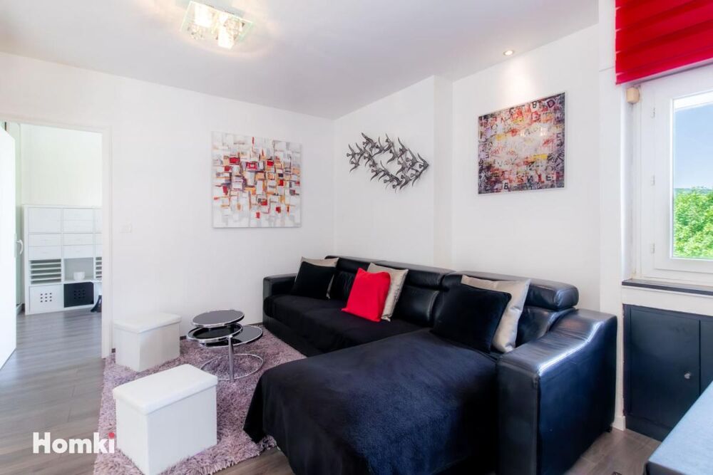Appartement T3 de 84 m² avec grande terrasse