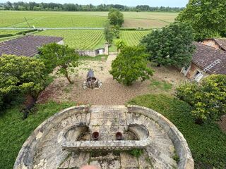  Propri�t�/ch�teau � vendre 15 + pi�ces 1100 m�