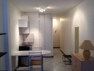  Appartement à louer 1 pièce 22 m²