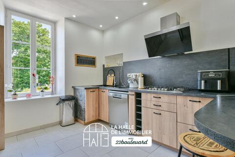   Maison Maison - 7 pièce(s) - 202 m²