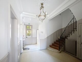  Immeuble � vendre 15 + pi�ces 570 m�