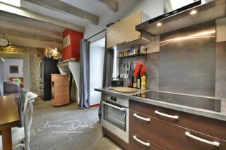 Vente Maison SERRES - Charmante maison de ville de 122 m² avec jardin, garages et dépendances Serres