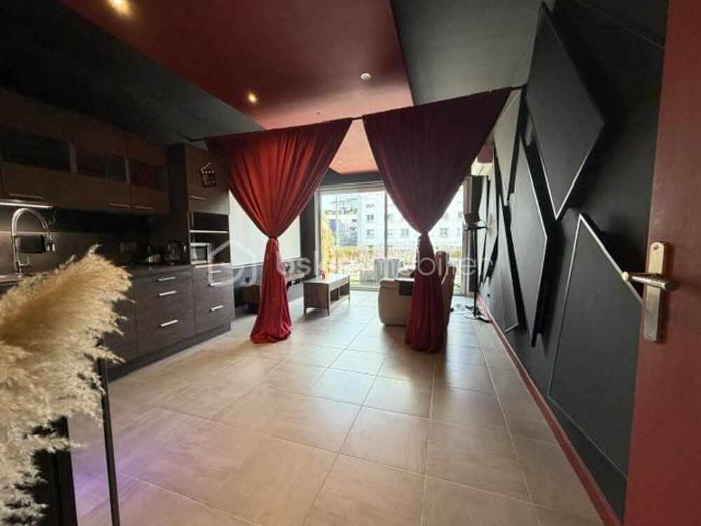 Vente Appartement Magnifique appartement rénové thème Cinéma Room - Grenoble - Idéal investisseur Grenoble
