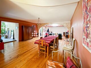  Maison � vendre 9 pi�ces 250 m�