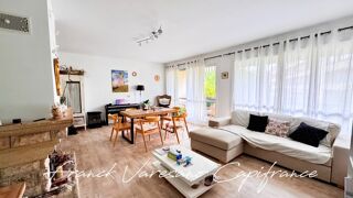  Appartement à louer 5 pièces 106 m²