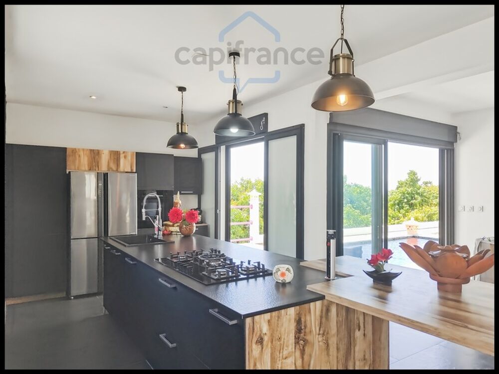 Vente Maison Villa contemporaine F6 avec piscine & vue mer – Sainte-Rose Sainte rose