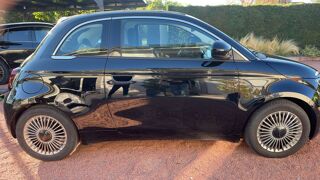 500 118 42 kWh La Prima - Automatique Toit ouvrant 2024 occasion 42370 Renaison