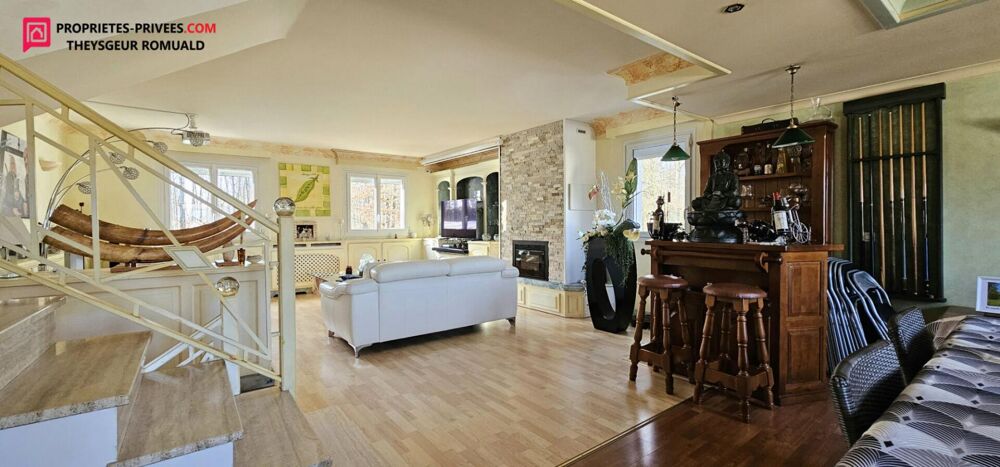 Maison Courtenay 9 pièce(s) 220 m2
