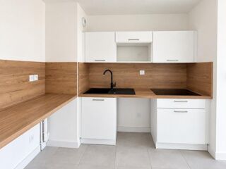  Appartement à louer 2 pièces 42 m²