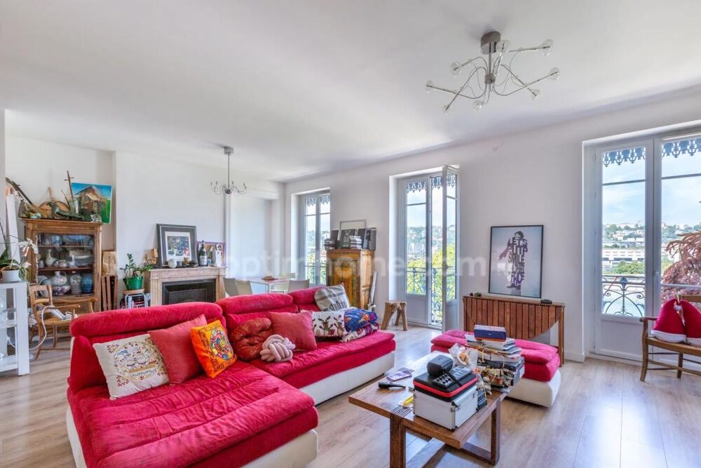 Lyon 7?  Duplex haussmannien d'exception sur les quais du Rhône  Vue panoramique sur Fourvière