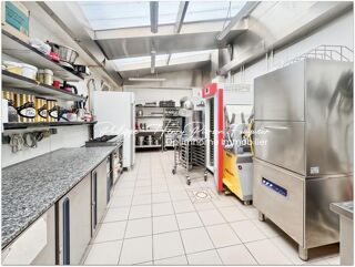  Immeuble à vendre 8 pièces 217 m²