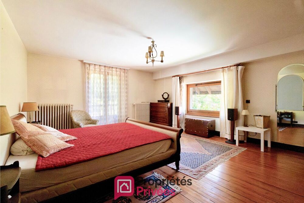 à vendre  Propriété/château Lully (74890)