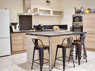  Maison  vendre 6 pices 142 m