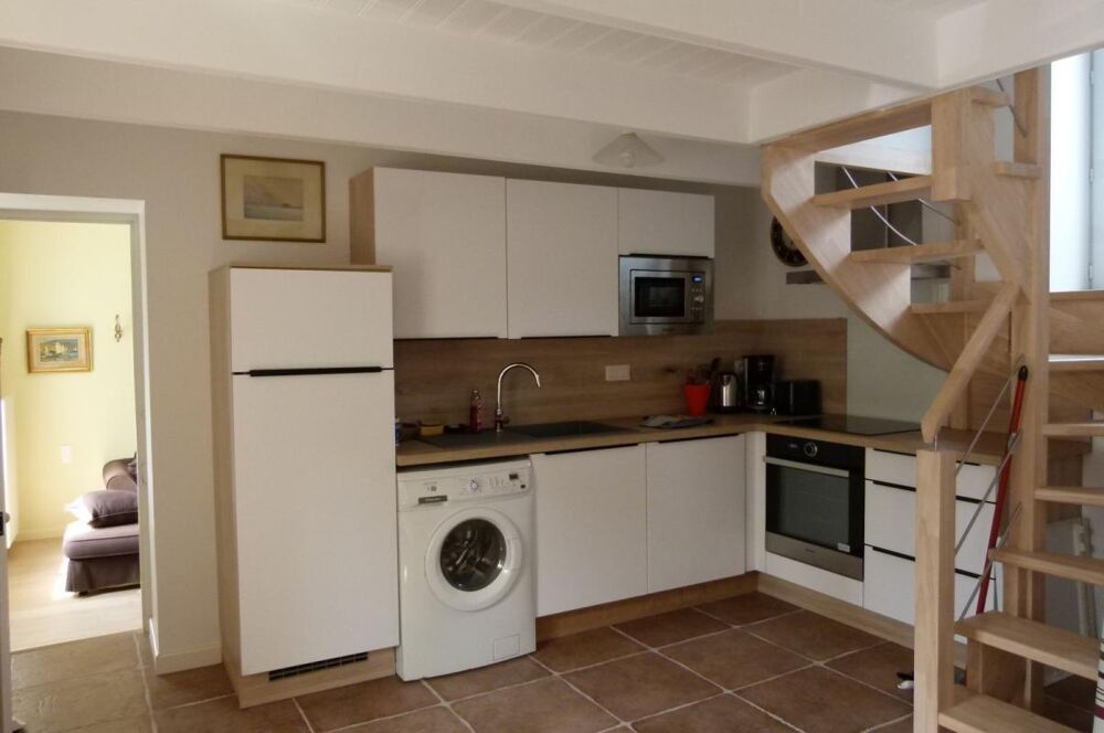 Location Maison Maison de ville meubl�e 3 chambres 2 salles d'eau Pont croix