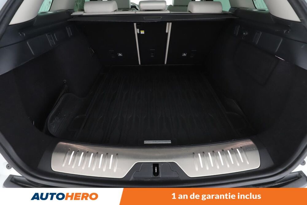 Range rover velar 3.0 D300 4WD R-Dynamic HSE Auto 300 ch 2018 occasion 92130 Issy-les-Moulineaux