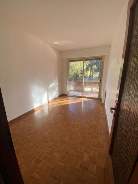  Appartement � louer 3 pi�ces 75 m�