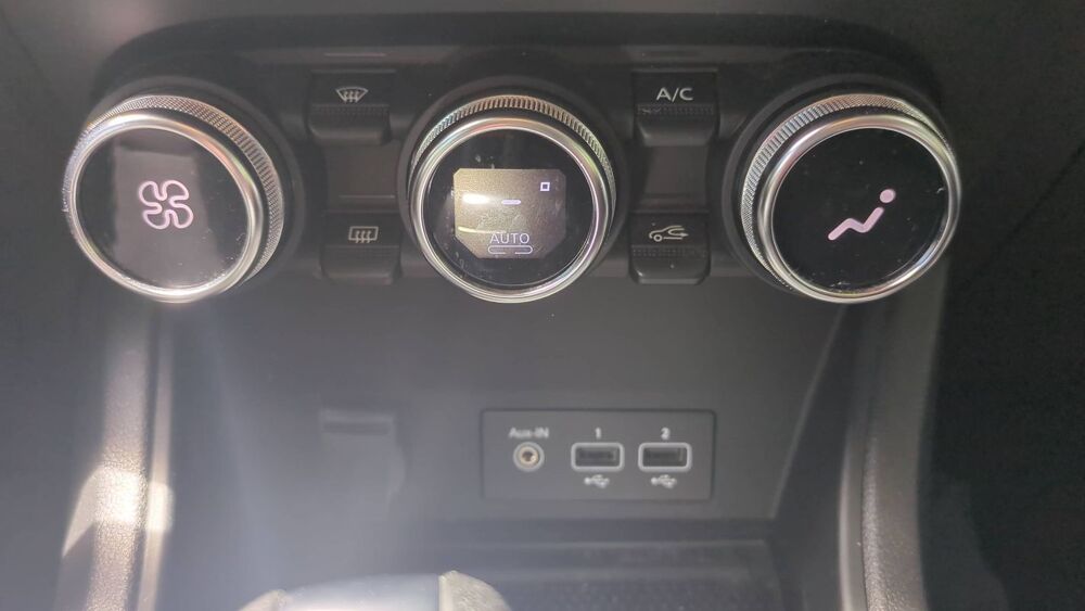 Captur 1.6 E-Tech 145 Hybrid EDC6 Techno Fast Track - Premi&egrave;re main 2023 occasion 44000 Nantes