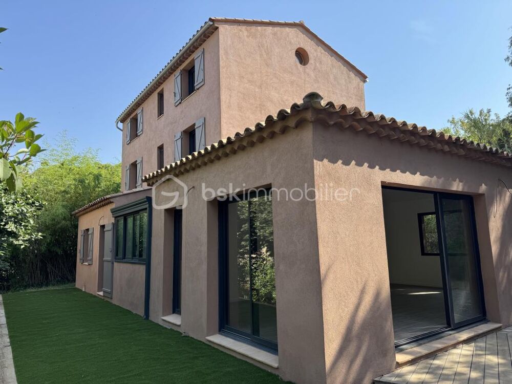 MAISON NEUVE DE 170 M2, 5 CHAMBRES, PISCINE, À TOULON- QUARTIER LA SERINETTE