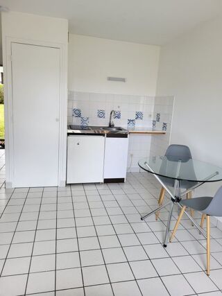  Appartement à louer 1 pièce 25 m²
