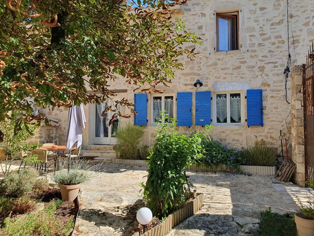 Propriété de caractère au coeur de la nature