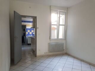  Appartement à louer 2 pièces 34 m²