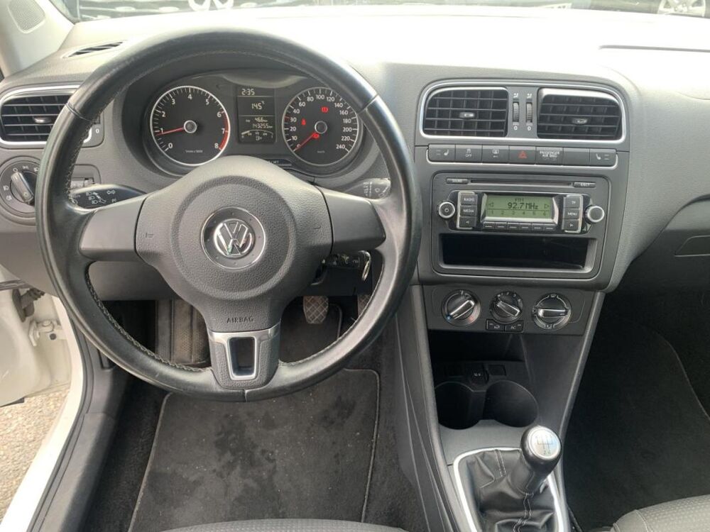 Polo 1.2i 60 CH Trendline 2011 occasion 14650 Carpiquet
