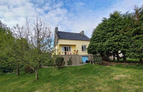 Dpt Finistère (29), à vendre SAINT GOAZEC maison P6 de 105 m² - Terrain de 1 708,00 m² 133000 Saint-Goazec (29520)
