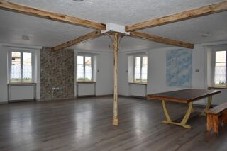  Maison � vendre 15 + pi�ces 242 m�