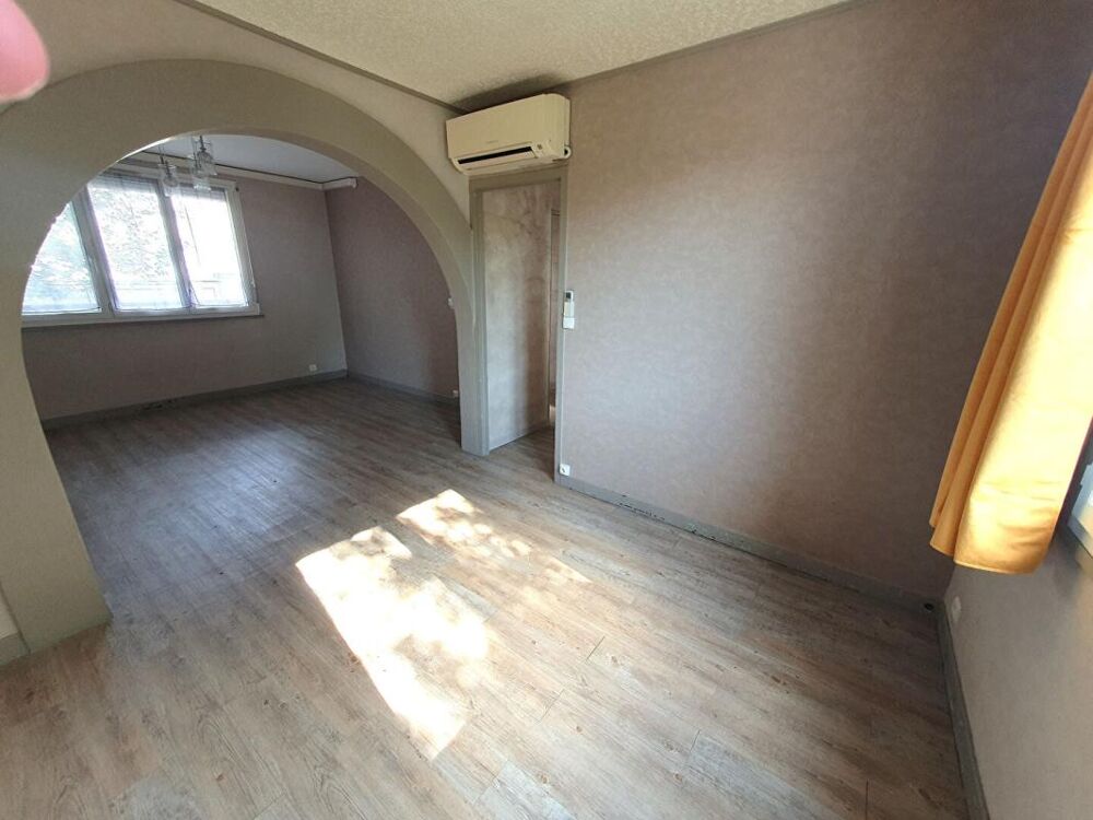 Maison La Chapelle Saint Ursin 5 pièce(s) 91 m2