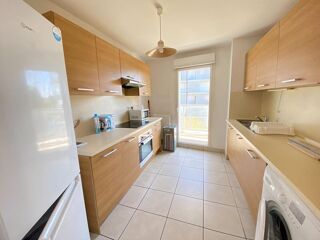  Appartement à louer 5 pièces 95 m²