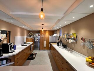  Maison à vendre 8 pièces 303 m²