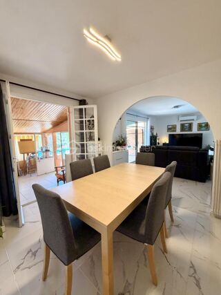  Villa à vendre 9 pièces 155 m²