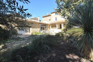  Ferme  vendre 7 pices 325 m Vers pont du gard