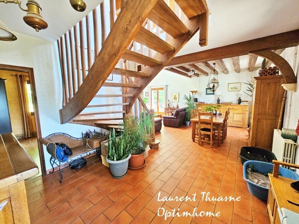 Maison contemporaine 5 pièces 3 ch 130 m²