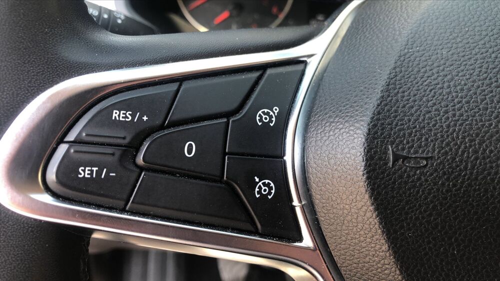 Captur (2) 1.5 dCi 95 Business 2020 occasion 45000 Orleans