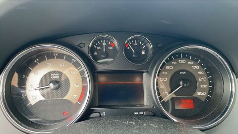 RCZ 1.6 THP 156 N/A 2011 occasion 27700 Les Trois Lacs