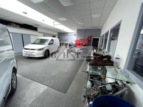 ENTREPOT 267M² A VAUX LE PENIL A LA VENTE 440000 77000 Vaux le penil