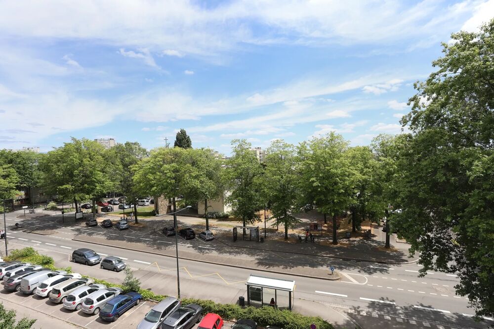 Appartement à vendre 4 pièces RENNES (35) T4 de 74 m²  Dernier étage avec balcon