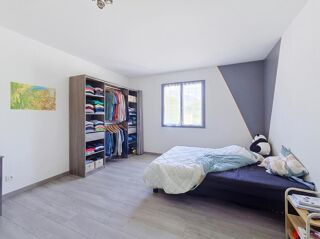  Villa à vendre 10 pièces 210 m²