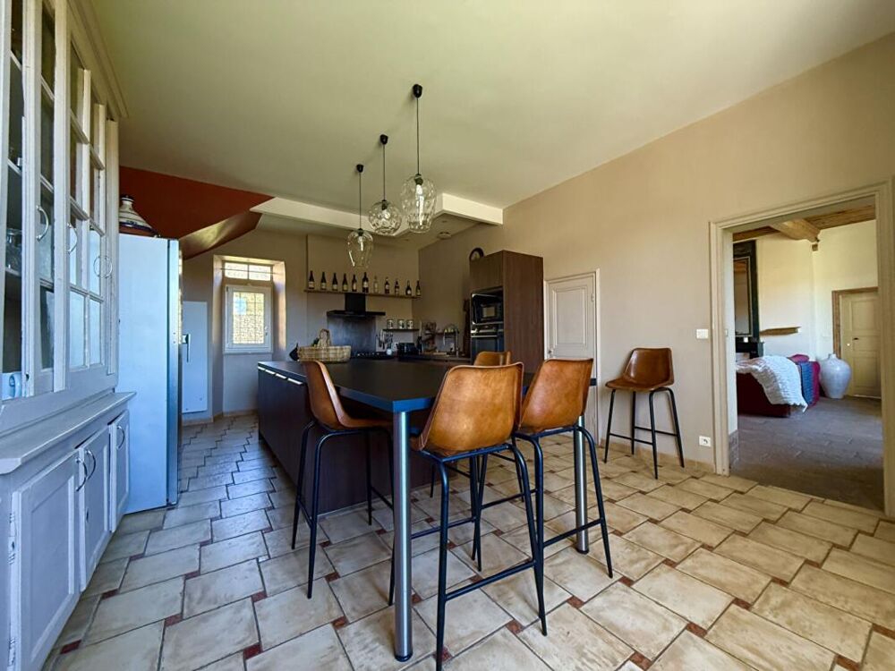 � vendre  Propri�t�/ch�teau Chassiers (07110)