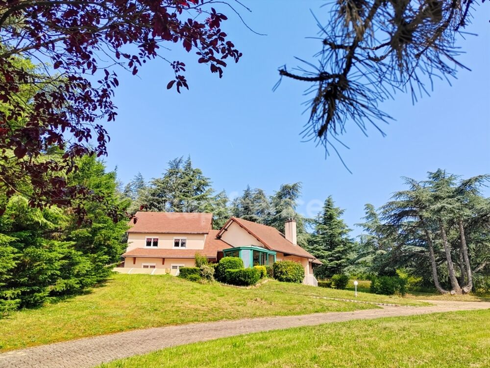 Villa à vendre 6 pièces GIVRY (71) terrain de 7241 m² et parcelle à bâtir !