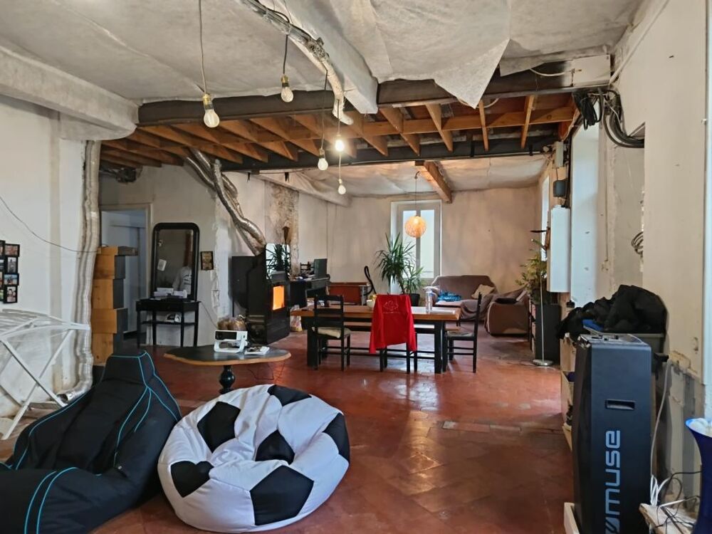 Vente Maison ANCIEN CORPS DE FERME SUR 13356 M² A DEUX PAS DU VILLAGE Viella