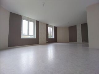 Location Appartement Appartement Type 4 au RDC - CHAMOUILLEY Chamouilley